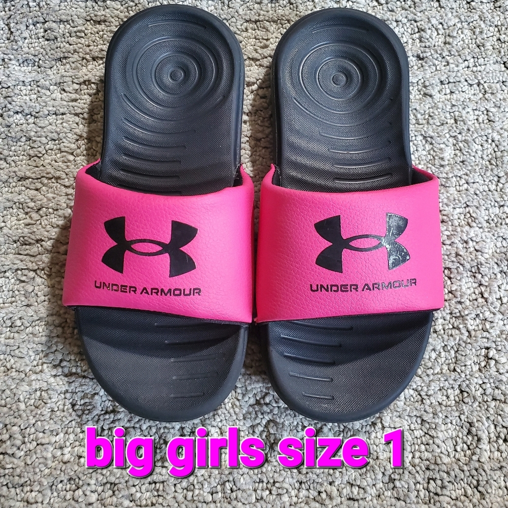Pink Under Armour Slides big girls size 1